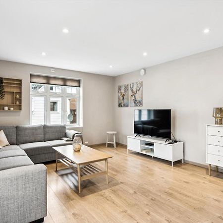 דירות אגרסונד Stylish & Bright Penthouse - Office - 5 Star Location! מראה חיצוני תמונה