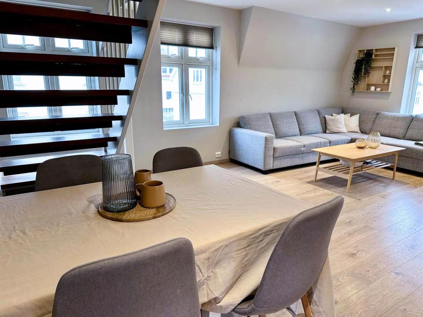 דירות אגרסונד Stylish & Bright Penthouse - Office - 5 Star Location! מראה חיצוני תמונה